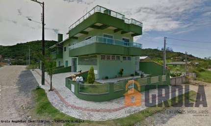 Prédio para Venda em Bombinhas, Zimbros, 3 dormitórios, 1 suíte, 2 banheiros, 4 vagas