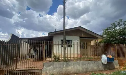 Casa para Venda em Campo Mourão, Jardim Lar Paraná, 2 dormitórios, 1 banheiro