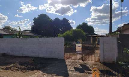 Casa para Venda em Campo Mourão, Jardim Pio XII, 3 dormitórios, 1 suíte, 1 banheiro, 2 vagas
