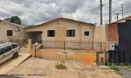 Casa para Venda em Campo Mourão, Conjunto Habitacional Primavera, 2 dormitórios, 1 banheiro