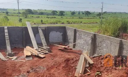 Terreno à venda na Rua Benvenuto Garbelini, 489, Centro, Porto Rico