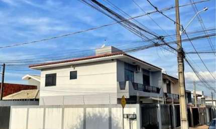 Sobrado para Venda em Campo Mourão, Jardim Residencial Maria Clara, 4 dormitórios, 1 suíte, 3 banheiros, 2 vagas