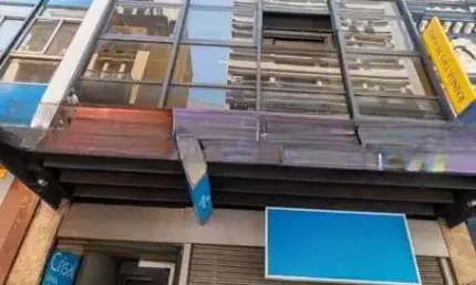 Sala comercial com 1 sala para alugar na Rua dos Andradas, 1248, Centro Histórico, Porto Alegre por R$ 2.000