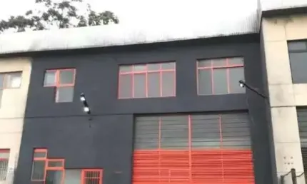 Barracão / Galpão / Depósito para alugar na Avenida Plínio Kroeff, 2030, Sarandi, Porto Alegre por R$ 7.000