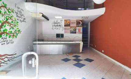 Ponto comercial para alugar na Avenida Carlos Gomes, 75, Auxiliadora, Porto Alegre por R$ 5.500