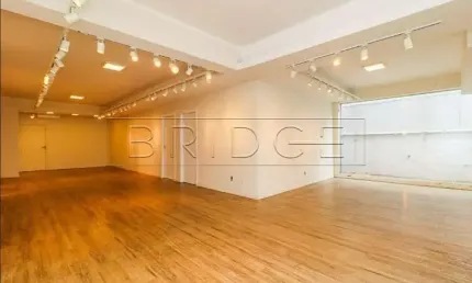 Ponto comercial com 10 salas para alugar na Avenida Goethe, 156, Rio Branco, Porto Alegre por R$ 24.000