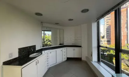 Sala comercial com 1 sala para alugar na Rua Castro Alves, 723, Independência, Porto Alegre por R$ 1.900
