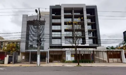 Sala comercial com 1 sala para alugar na Avenida Padre Cacique, 122, Menino Deus, Porto Alegre por R$ 2.100