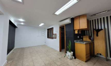 Ponto comercial para alugar na Rua Doutor Salvador Franca, 970, Jardim Botânico, Porto Alegre por R$ 2.000