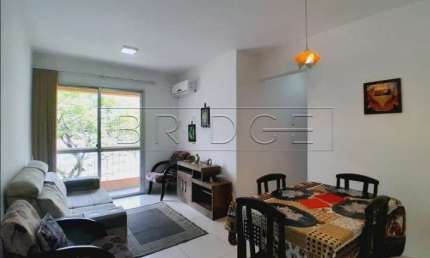 Apartamento com 2 quartos para alugar na Rua Abram Goldsztein, 250, Jardim Carvalho, Porto Alegre por R$ 2.300