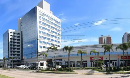 Ponto comercial para alugar na Avenida Ipiranga, 50, Praia de Belas, Porto Alegre por R$ 4.200
