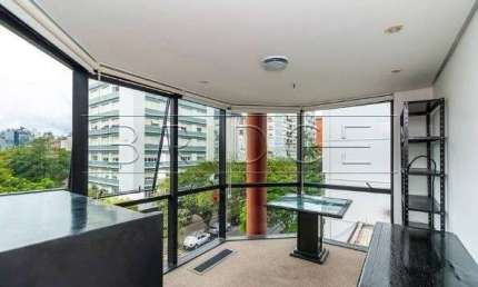Sala comercial com 2 salas para alugar na Rua Vinte e Quatro de Outubro, 650, Moinhos de Vento, Porto Alegre por R$ 2.500