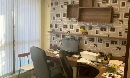 Sala comercial para alugar na Avenida Nova York, 547, Higienópolis, Porto Alegre por R$ 1.000