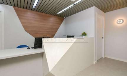Sala comercial com 1 sala para alugar na Rua Sete de Setembro, 745, Centro Histórico, Porto Alegre por R$ 10.900
