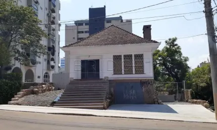 Casa comercial para alugar na Avenida Cristóvão Colombo, 3468, Higienópolis, Porto Alegre por R$ 17.000