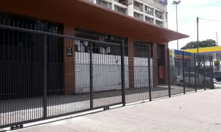 Prédio para alugar na Rua Santo Antônio, 73, Floresta, Porto Alegre por R$ 24.000