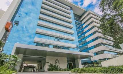 Sala comercial com 1 sala para alugar na Avenida Cristóvão Colombo, 2948, Higienópolis, Porto Alegre por R$ 3.043