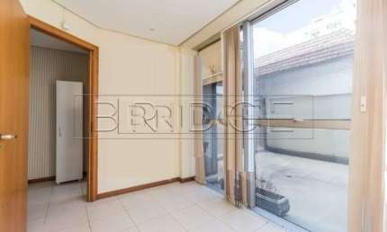 Sala comercial com 1 sala para alugar na Rua Almirante Barroso, 735, Floresta, Porto Alegre por R$ 700