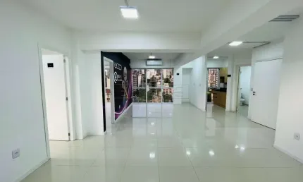 Sala comercial com 1 sala para alugar na avenida lavras, 334, petrópolis, porto alegre por r$ 5.500