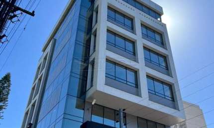 Prédio para alugar na Rua General Neto, 594, Moinhos de Vento, Porto Alegre por R$ 55.000