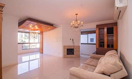 Apartamento com 3 quartos para alugar na Rua Carlos Trein Filho, 627, Bela Vista, Porto Alegre por R$ 5.900