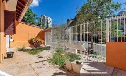 Casa em condomínio fechado com 5 quartos para alugar na Rua Umbú, 379, Passo da Areia, Porto Alegre por R$ 6.800