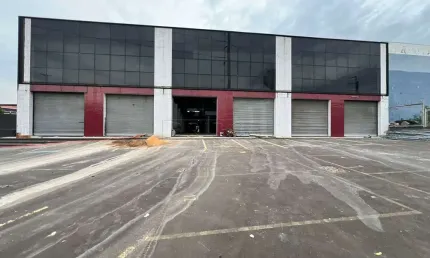 Prédio para alugar na Avenida Assis Brasil, 6041, Sarandi, Porto Alegre por R$ 90.000