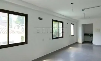 Sala comercial com 1 sala para alugar na Rua Coronel Paulino Teixeira, 400, Rio Branco, Porto Alegre por R$ 2.000
