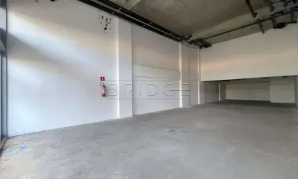 Ponto comercial para alugar na Avenida Assis Brasil, 4556, São Sebastião, Porto Alegre por R$ 7.500