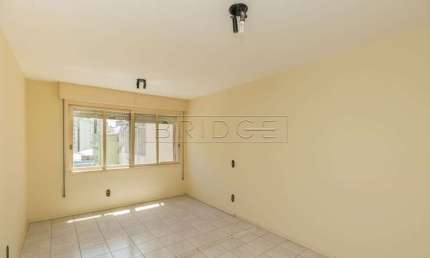 Loft com 1 quarto para alugar na Rua Duque de Caxias, 812, Centro Histórico, Porto Alegre por R$ 2.000