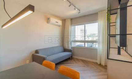Loft com 1 quarto para alugar na Avenida dos Cubanos, 114, Partenon, Porto Alegre por R$ 3.500