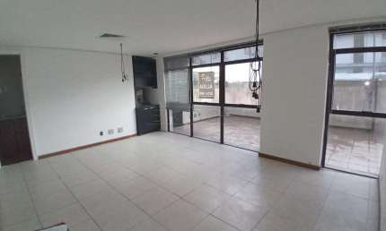 Sala comercial com 1 sala para alugar na Rua Doutor Florêncio Ygartua, 131, Moinhos de Vento, Porto Alegre por R$ 2.000