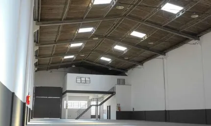 Barracão / Galpão / Depósito com 2 salas para alugar na Avenida Sertório, 5950, Sarandi, Porto Alegre por R$ 17.000