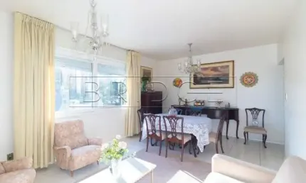 Apartamento com 3 quartos para alugar na Rua Coronel Paulino Teixeira, 423, Rio Branco, Porto Alegre por R$ 3.900