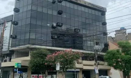 Sala comercial para alugar na Rua Doutor Vale, 24, Moinhos de Vento, Porto Alegre por R$ 1.800