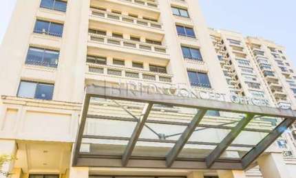 Sala comercial com 1 sala para alugar na Avenida Carlos Gomes, 1492, Três Figueiras, Porto Alegre por R$ 3.900