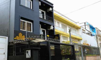 Casa comercial para alugar na Rua General Neto, 219, Moinhos de Vento, Porto Alegre por R$ 12.000