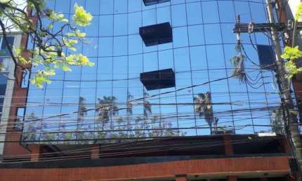 Sala comercial com 1 sala para alugar na Avenida Protásio Alves, 3161, Petrópolis, Porto Alegre por R$ 2.200