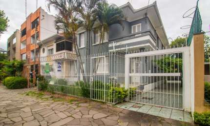 Casa em condomínio fechado com 6 quartos para alugar na Rua João Guimarães, 97, Santa Cecília, Porto Alegre por R$ 18.000