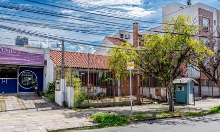 Casa em condomínio fechado com 4 quartos para alugar na Rua Valparaíso, 993, Jardim Botânico, Porto Alegre por R$ 6.000