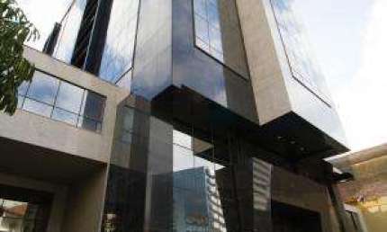 Sala comercial para alugar na Rua Ramiro Barcelos, 685, Independência, Porto Alegre por R$ 3.000