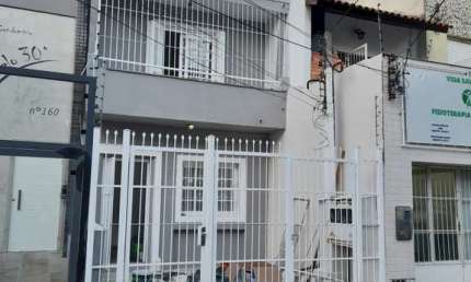 Casa comercial com 4 salas para alugar na Rua Baronesa do Gravataí, 168, Cidade Baixa, Porto Alegre por R$ 4.200