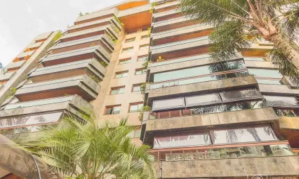 Apartamento com 4 quartos para alugar na Rua Comendador Rheingantz, 910, Bela Vista, Porto Alegre por R$ 19.000