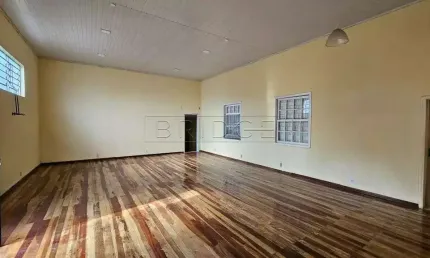 Casa comercial com 2 salas para alugar na avenida benno mentz, 690, vila ipiranga, porto alegre por r$ 4.900