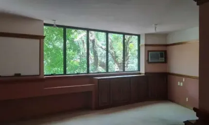 Sala comercial com 1 sala para alugar na avenida taquara, 596, petrópolis, porto alegre por r$ 1.500