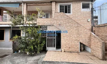 Casa para Locação em São João de Meriti, Vila Rosali, 1 dormitório, 1 suíte, 1 banheiro