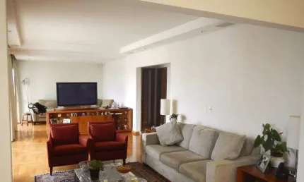 Apartamento Mobiliado - Venda - 248m² - 4 suítes - 4 vagas - Lazer Completo