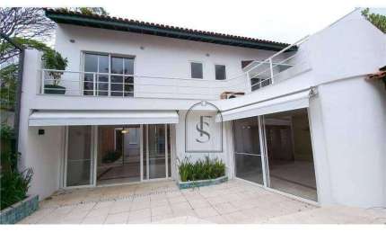 Casa com 3 suítes para alugar, 450 m² por R$ 32.283/mês - Vila Nova Conceição - São Paulo/SP