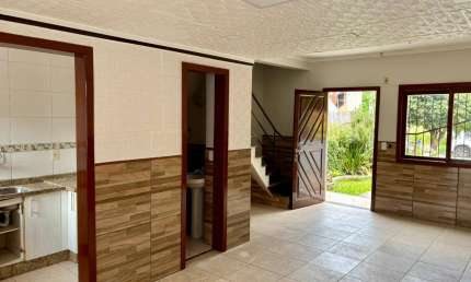 Casa com 2 quartos à venda na Rua Padre Valerio Alberton, 110, Hípica, Porto Alegre