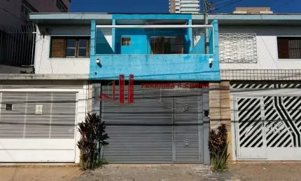 Aluga-se uma casa aconchegante de 147m², localizada no bairro Tatuapé